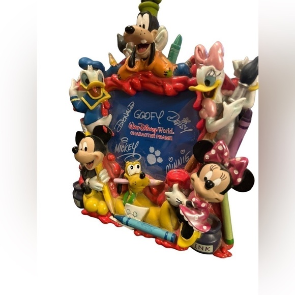 Disney World 3D Picture Frame MICKEY MINNIE DONALD DAISY PLUTO GOOFY Art Paint - Picture 3 of 6